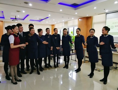 創(chuàng)新新乘培訓(xùn)模式 助力新乘能力提升——記國(guó)航重慶客艙部2018新乘禮儀培訓(xùn)